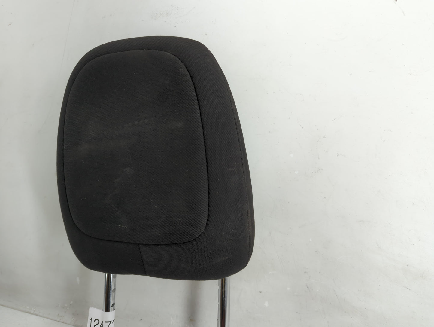 2017 Jeep Cherokee Headrest Head Rest Rear Seat Fits OEM Used Auto Parts - Oemusedautoparts1.com
