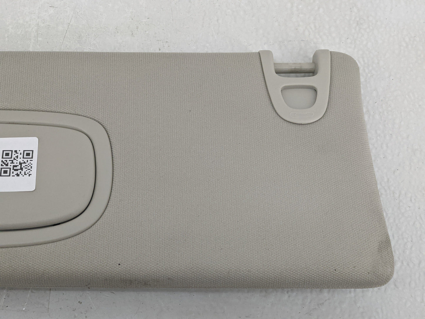 2014-2018 Jeep Cherokee Sun Visor Shade Replacement Driver Left Mirror Fits Fits 2014 2015 2016 2017 2018 OEM Used Auto Part