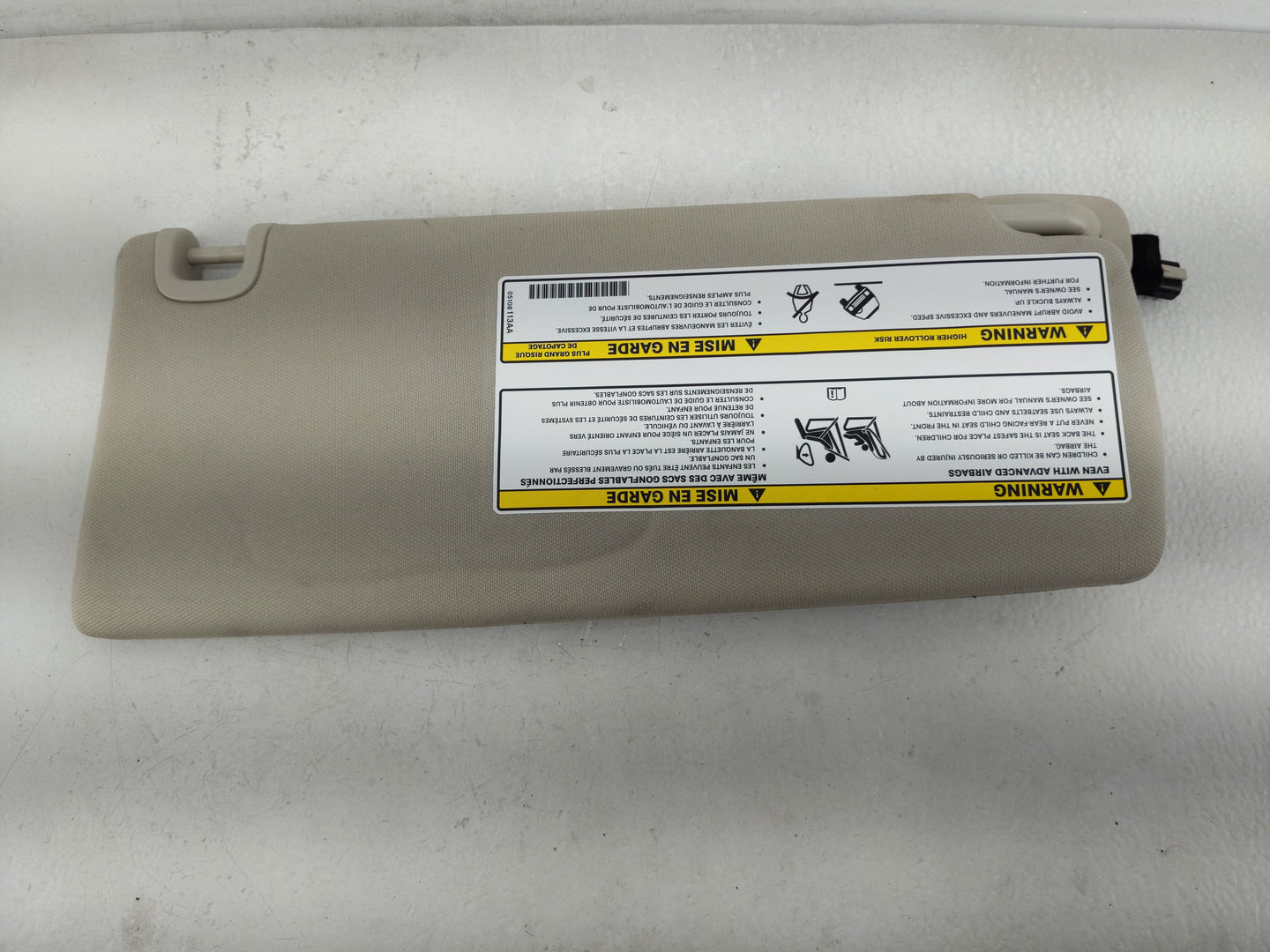 2014-2018 Jeep Cherokee Sun Visor Shade Replacement Driver Left Mirror Fits Fits 2014 2015 2016 2017 2018 OEM Used Auto Part