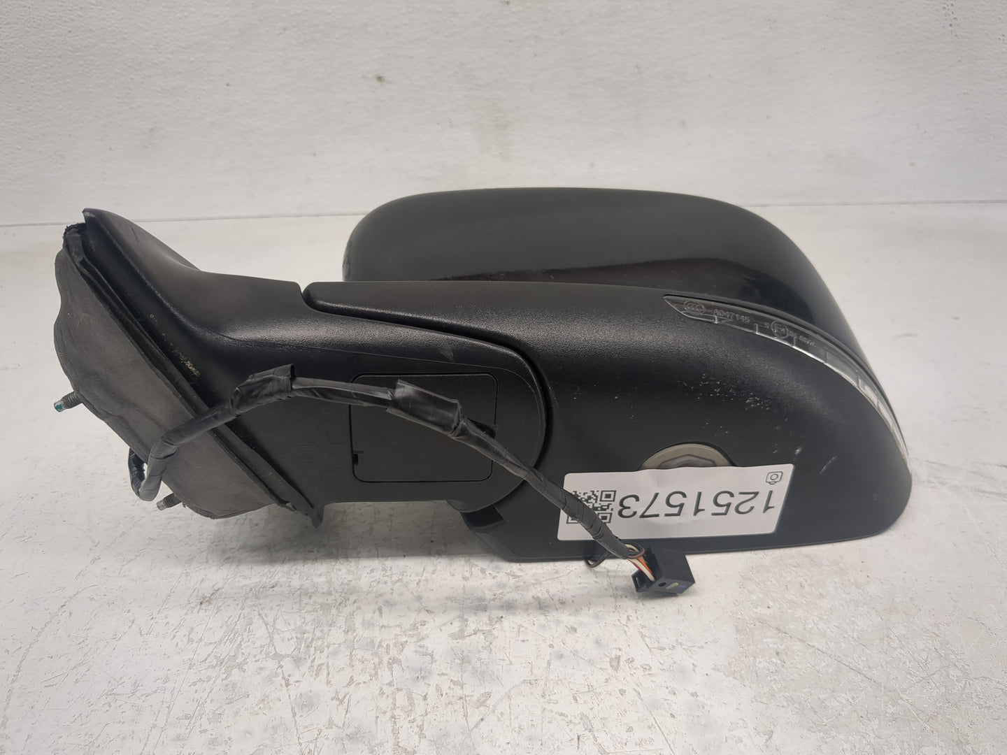 2014-2021 Jeep Cherokee Side Mirror Replacement Driver Left View Door Mirror P/N:E11A047273 Fits OEM Used Auto Parts - Oemus