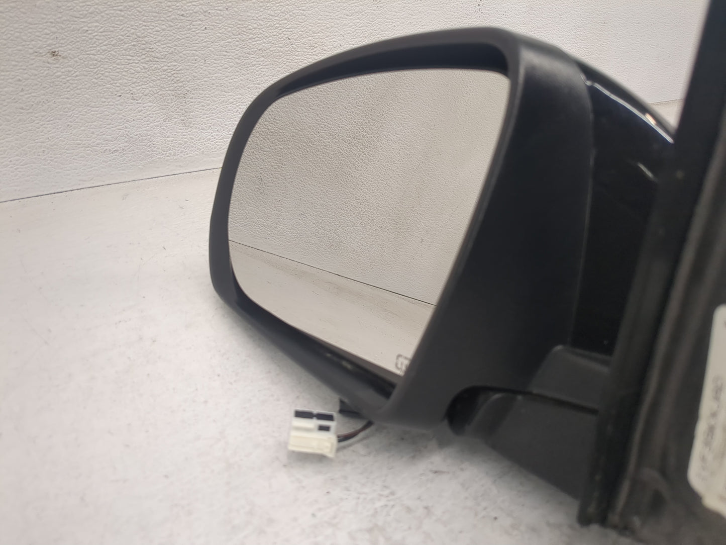 2014-2021 Jeep Cherokee Side Mirror Replacement Driver Left View Door Mirror P/N:E11A047273 Fits OEM Used Auto Parts - Oemus