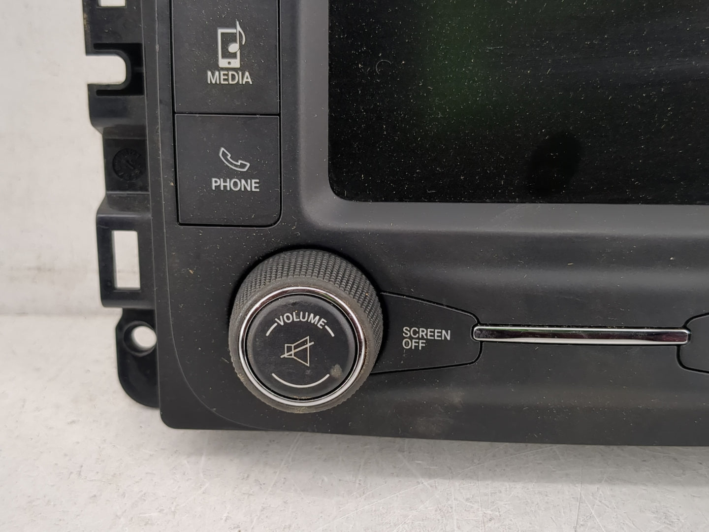 2017 Jeep Cherokee Radio AM FM Cd Player Receiver Replacement P/N:P68306937AC Fits OEM Used Auto Parts - Oemusedautoparts1.c