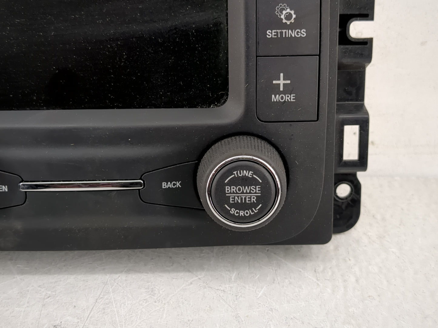 2017 Jeep Cherokee Radio AM FM Cd Player Receiver Replacement P/N:P68306937AC Fits OEM Used Auto Parts - Oemusedautoparts1.c