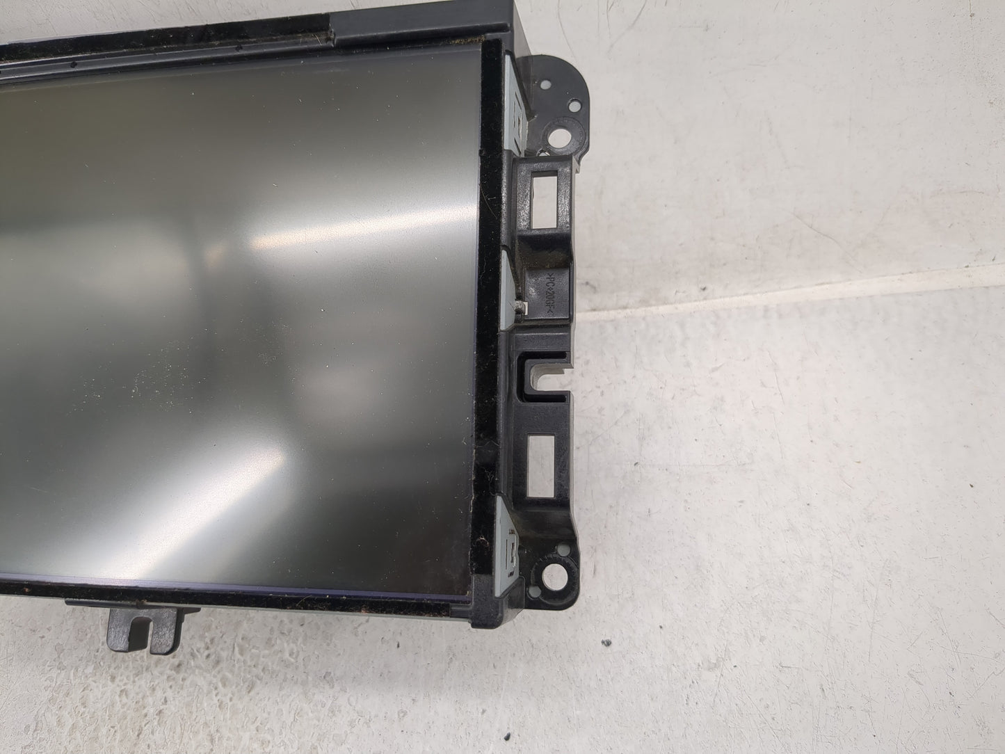 2017 Jeep Cherokee Information Display Screen - Oemusedautoparts1.com