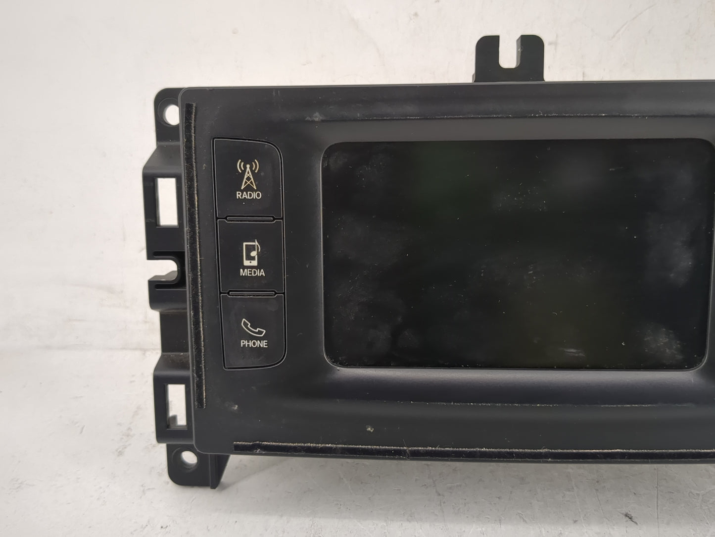 2017 Jeep Cherokee Radio AM FM Cd Player Receiver Replacement P/N:P68292885AB Fits OEM Used Auto Parts - Oemusedautoparts1.c