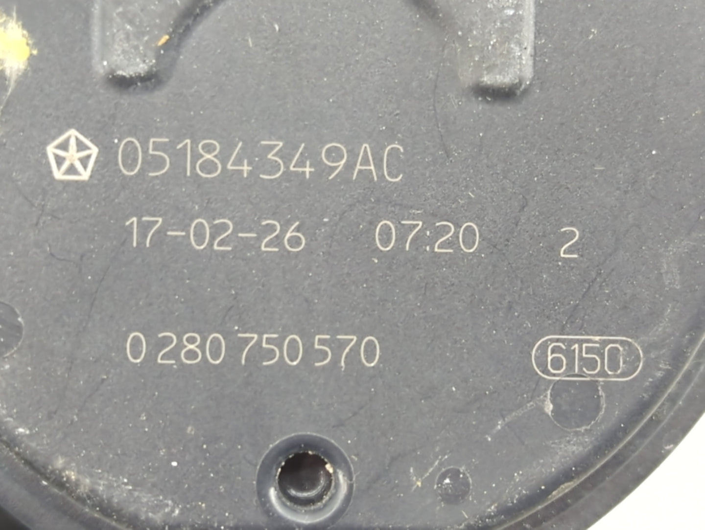 2014-2022 Jeep Cherokee Throttle Body P/N:0 280 750 570 05184349AC Fits OEM Used Auto Parts - Oemusedautoparts1.com