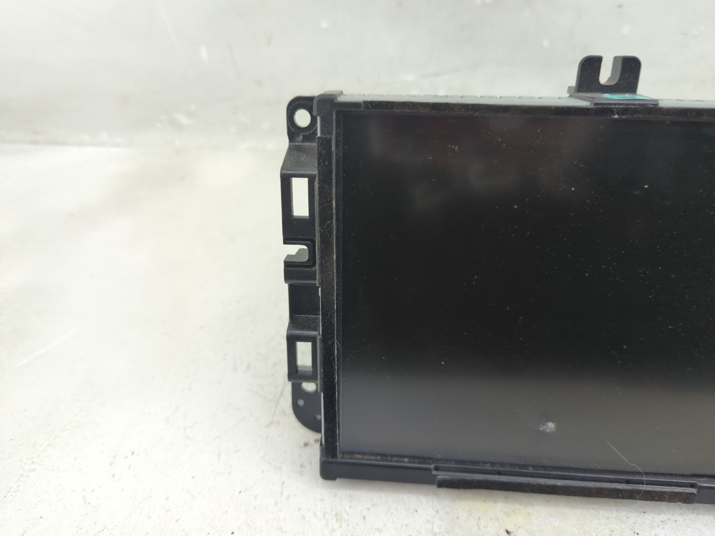 2017 Jeep Cherokee Information Display Screen - Oemusedautoparts1.com