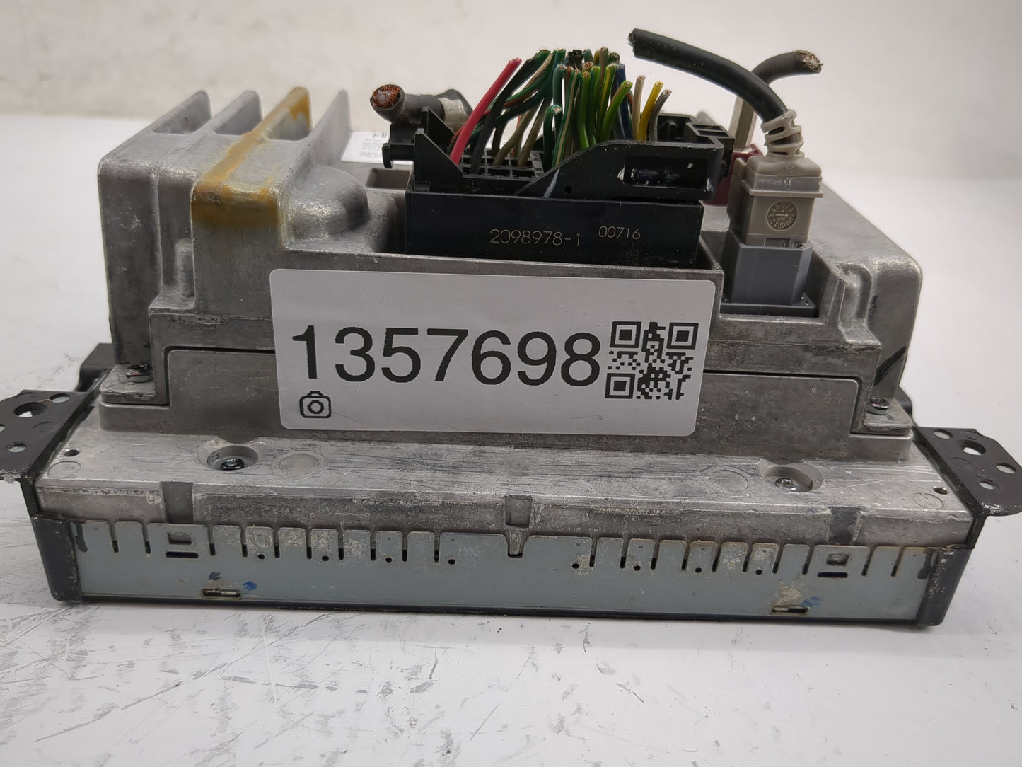 2017 Jeep Cherokee Radio AM FM Cd Player Receiver Replacement P/N:68249986AG Fits OEM Used Auto Parts - Oemusedautoparts1.co