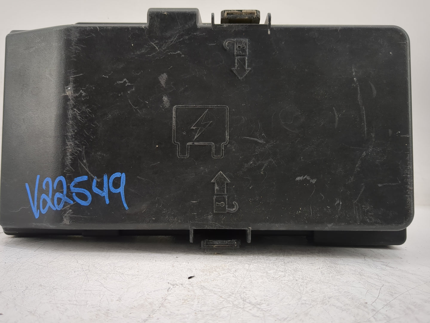 2017 Jeep Cherokee Fusebox Fuse Box Panel Relay Module P/N:68351954AC Fits OEM Used Auto Parts - Oemusedautoparts1.com