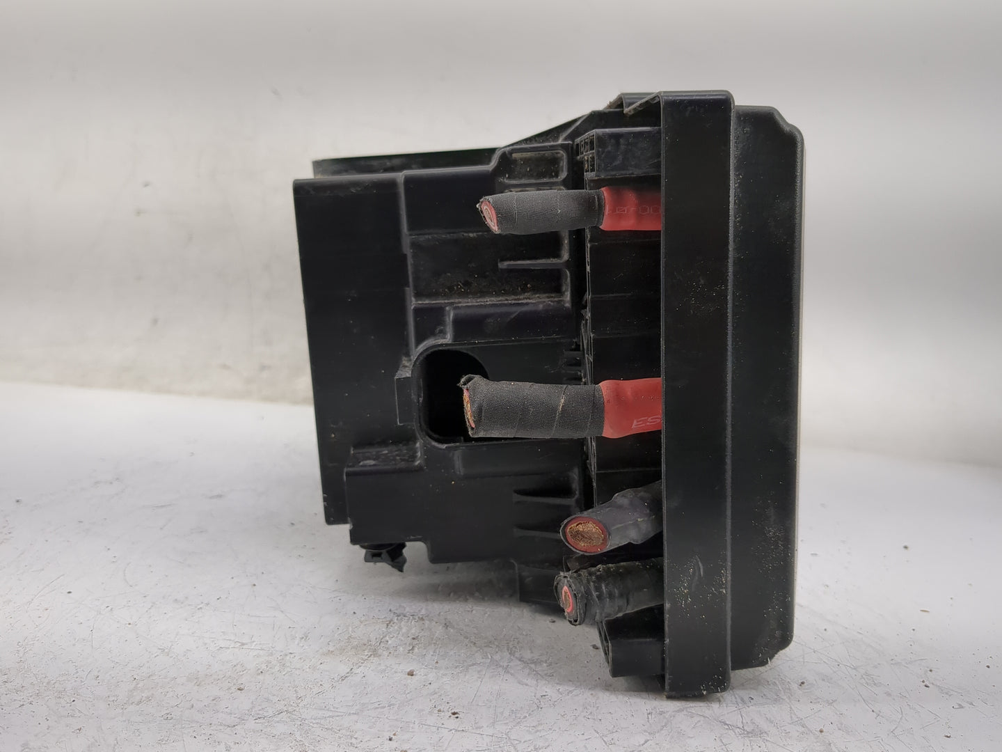 2017 Jeep Cherokee Fusebox Fuse Box Panel Relay Module P/N:68351954AC Fits OEM Used Auto Parts - Oemusedautoparts1.com