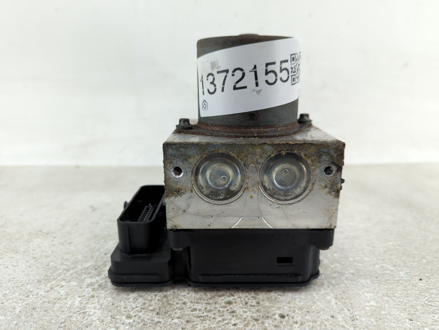 2017 Jeep Cherokee ABS Pump Control Module Replacement P/N:P68252641AD Fits OEM Used Auto Parts - Oemusedautoparts1.com