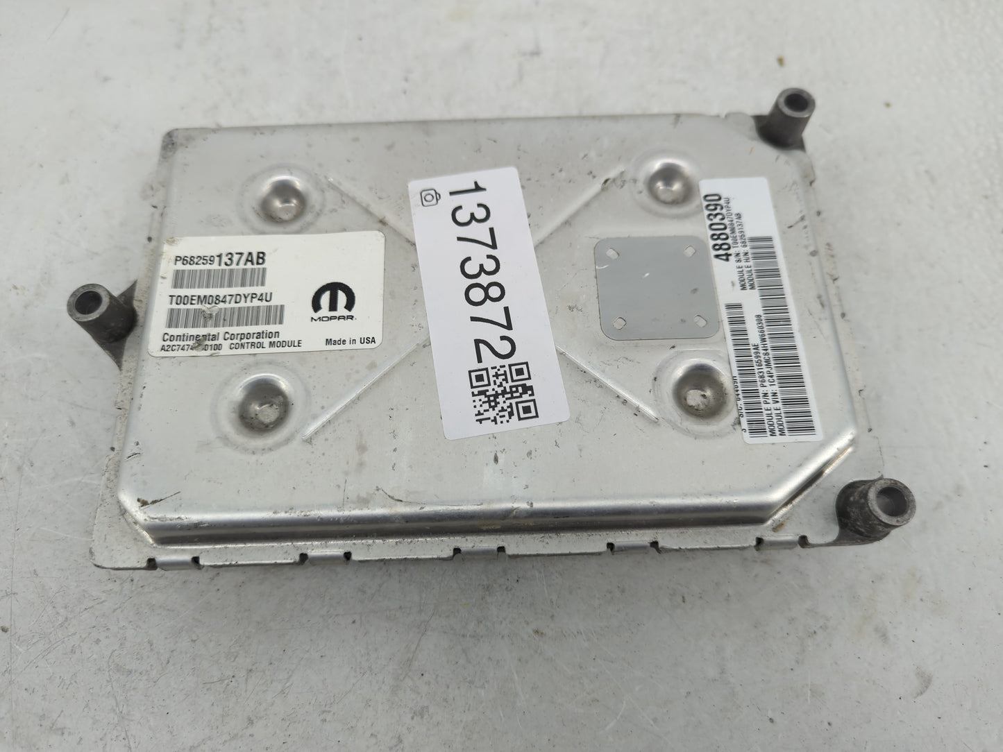 2016-2017 Jeep Cherokee PCM Engine Control Computer ECU ECM PCU OEM P/N:68316599AE 68259137AB Fits Fits 2016 2017 OEM Used A