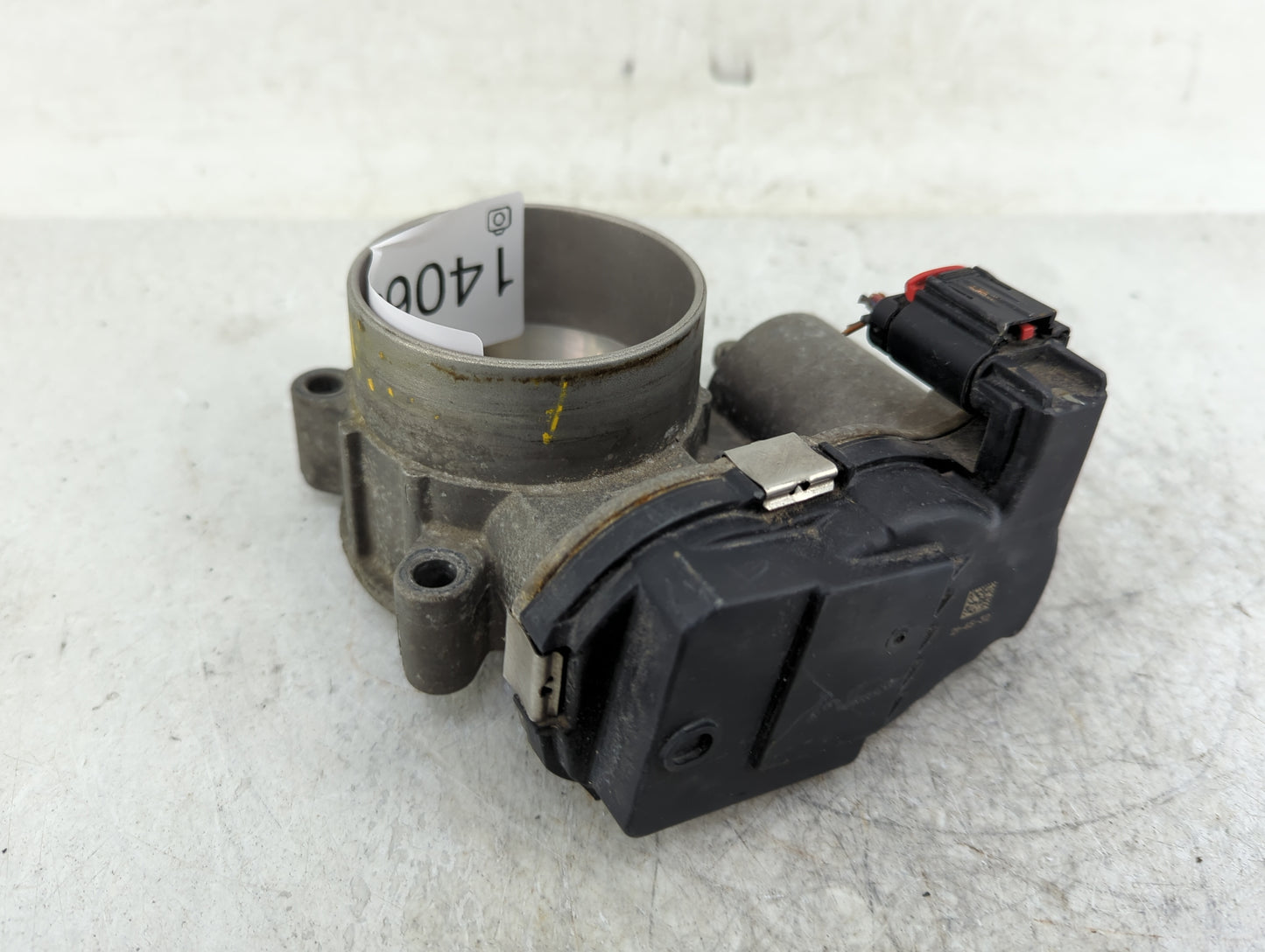 2014-2019 Jeep Cherokee Throttle Body Fits Fits 2014 2015 2016 2017 2018 2019 2020 2021 2022 OEM Used Auto Parts - Oemusedau