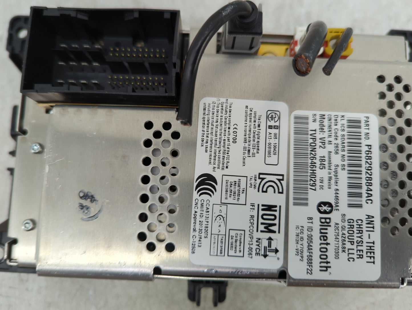 2017 Jeep Cherokee Radio AM FM Cd Player Receiver Replacement P/N:68292884AC Fits OEM Used Auto Parts - Oemusedautoparts1.co