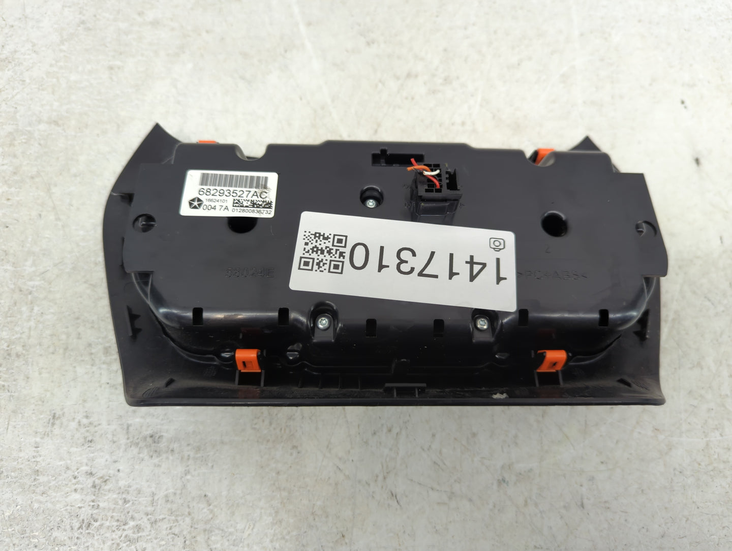 2015-2018 Jeep Cherokee Climate Control Module Temperature AC/Heater Replacement P/N:68293527AC Fits Fits 2015 2016 2017 201