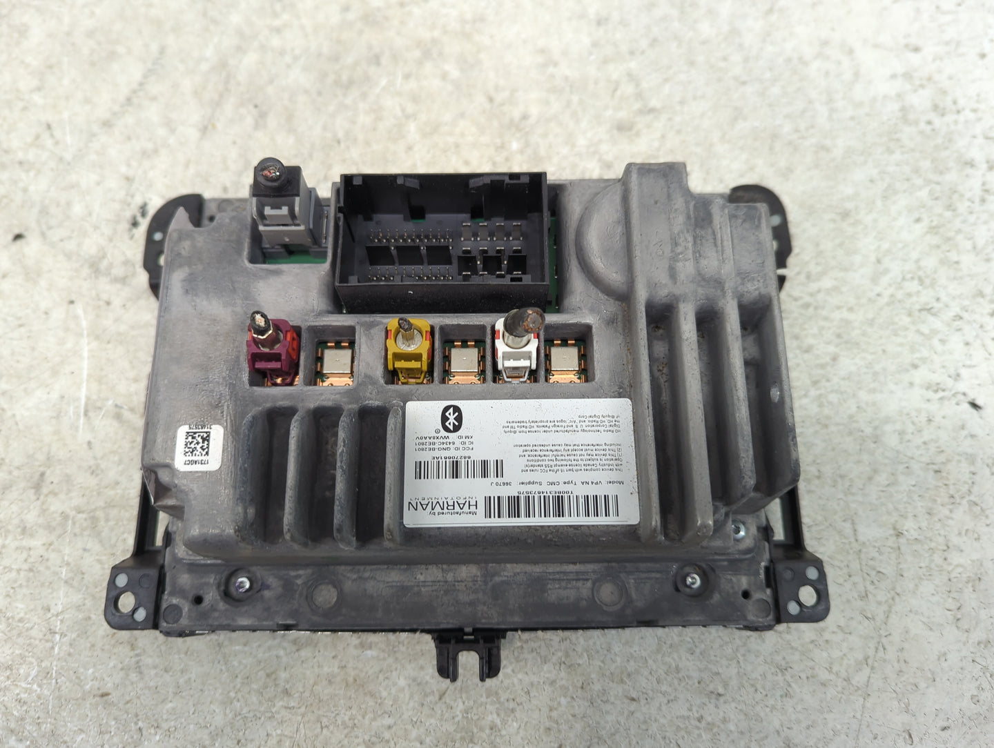 2017 Jeep Cherokee Radio AM FM Cd Player Receiver Replacement P/N:68270061AE Fits OEM Used Auto Parts - Oemusedautoparts1.co
