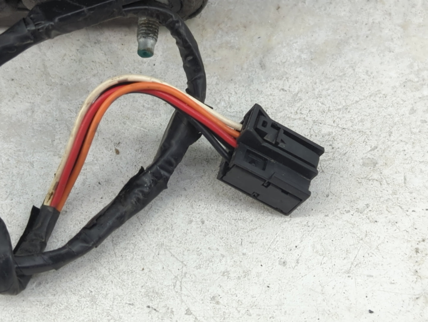 2014-2021 Jeep Cherokee Passenger Side View Mirror - Right Door Mirror OEM Used - Oemusedautoparts1.com