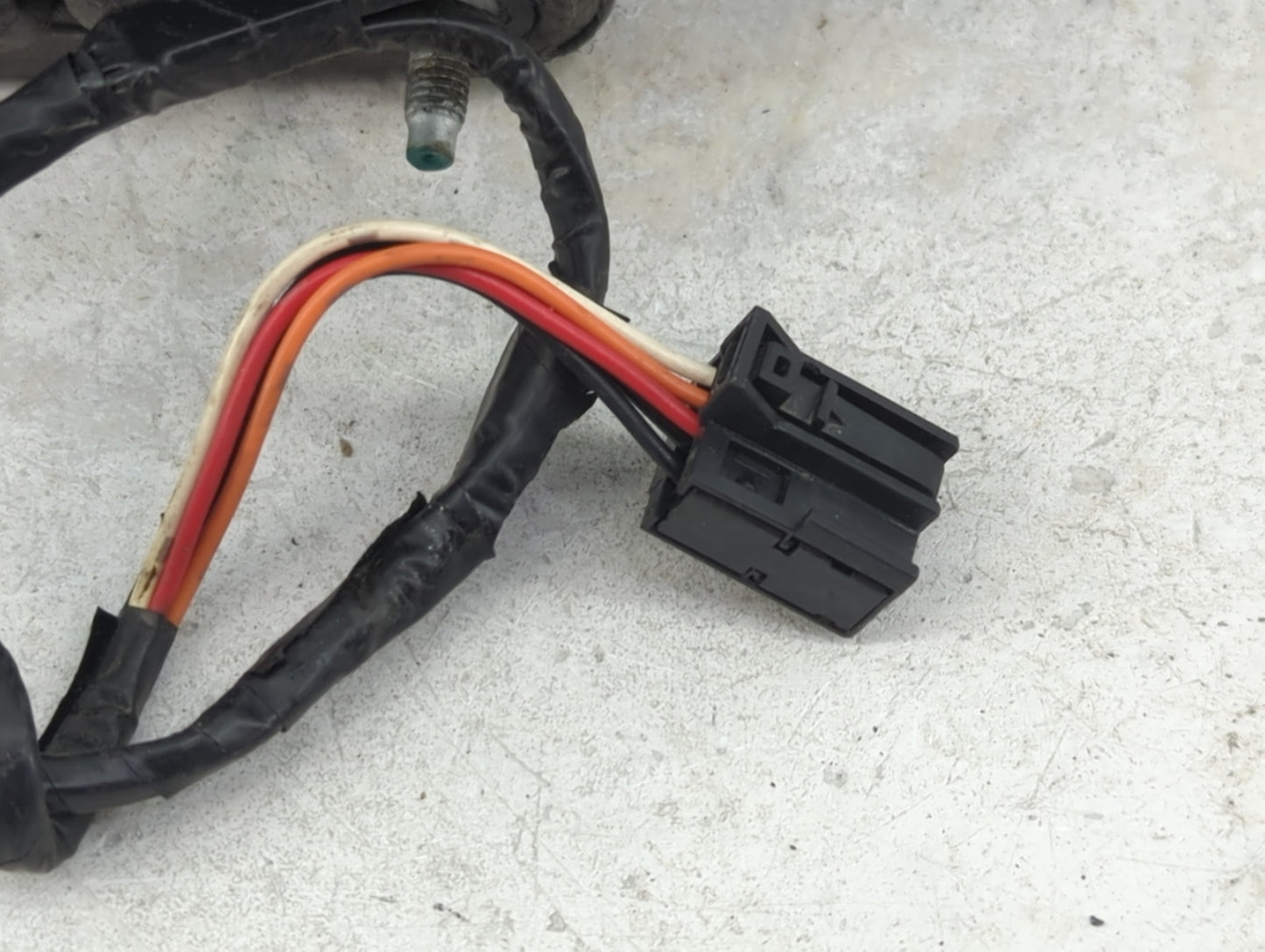 2014-2021 Jeep Cherokee Passenger Side View Mirror - Right Door Mirror OEM Used - Oemusedautoparts1.com