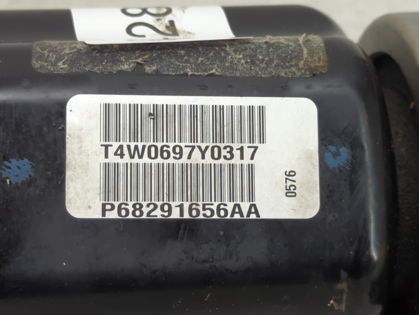 2017-2018 Jeep Cherokee Axle Shaft Front Passenger Cv C/v - Oemusedautoparts1.com