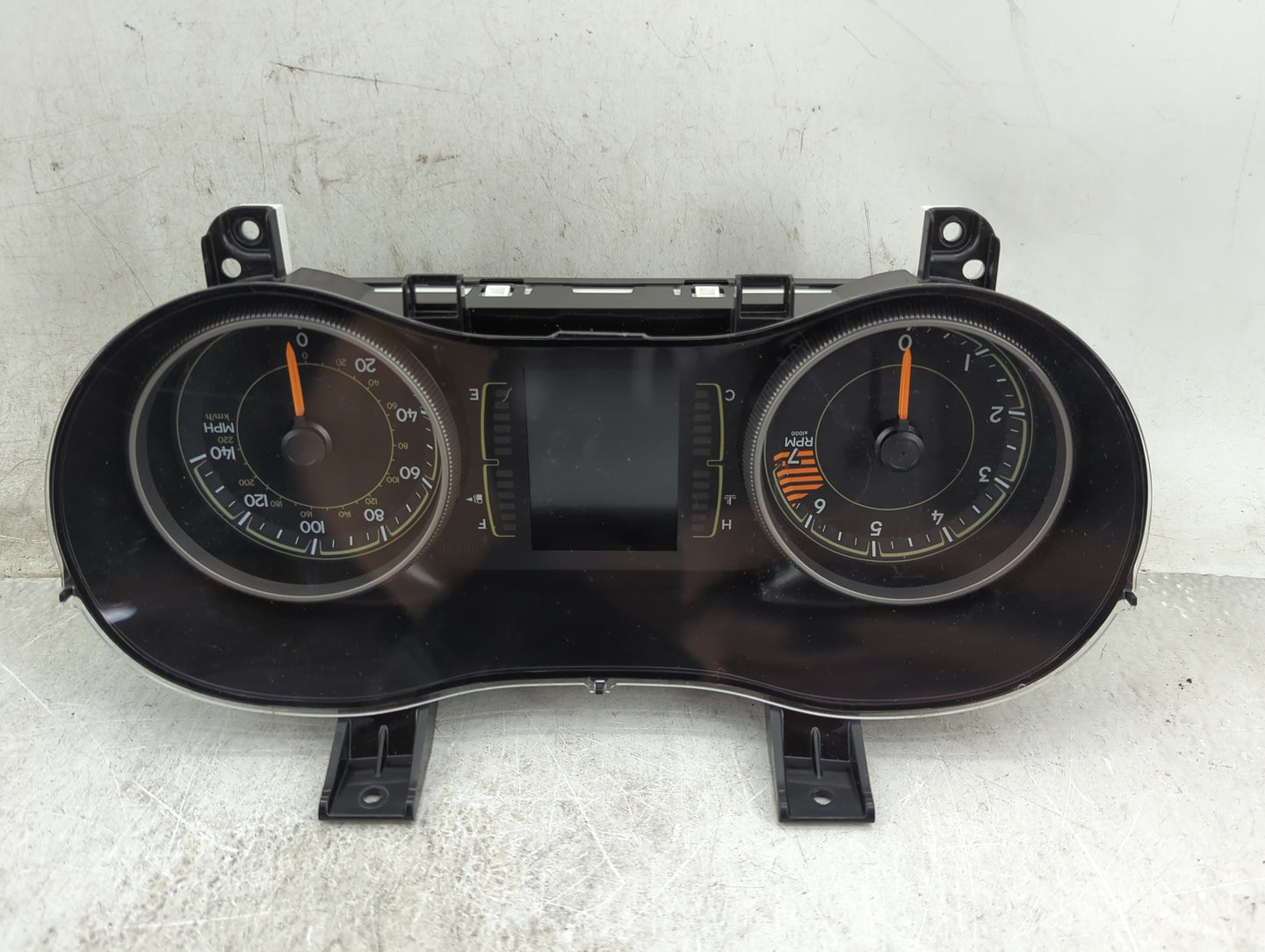 2017-2018 Jeep Cherokee Instrument Cluster Speedometer Gauges P/N:A2C80949600 P68309005AD Fits Fits 2017 2018 OEM Used Auto 