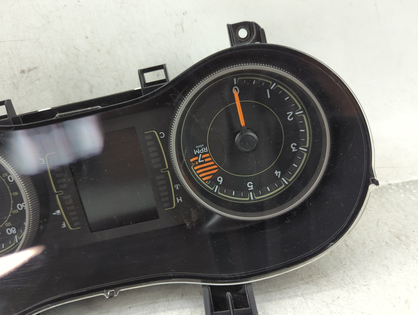 2017-2018 Jeep Cherokee Instrument Cluster Speedometer Gauges P/N:A2C80949600 P68309005AD Fits Fits 2017 2018 OEM Used Auto 