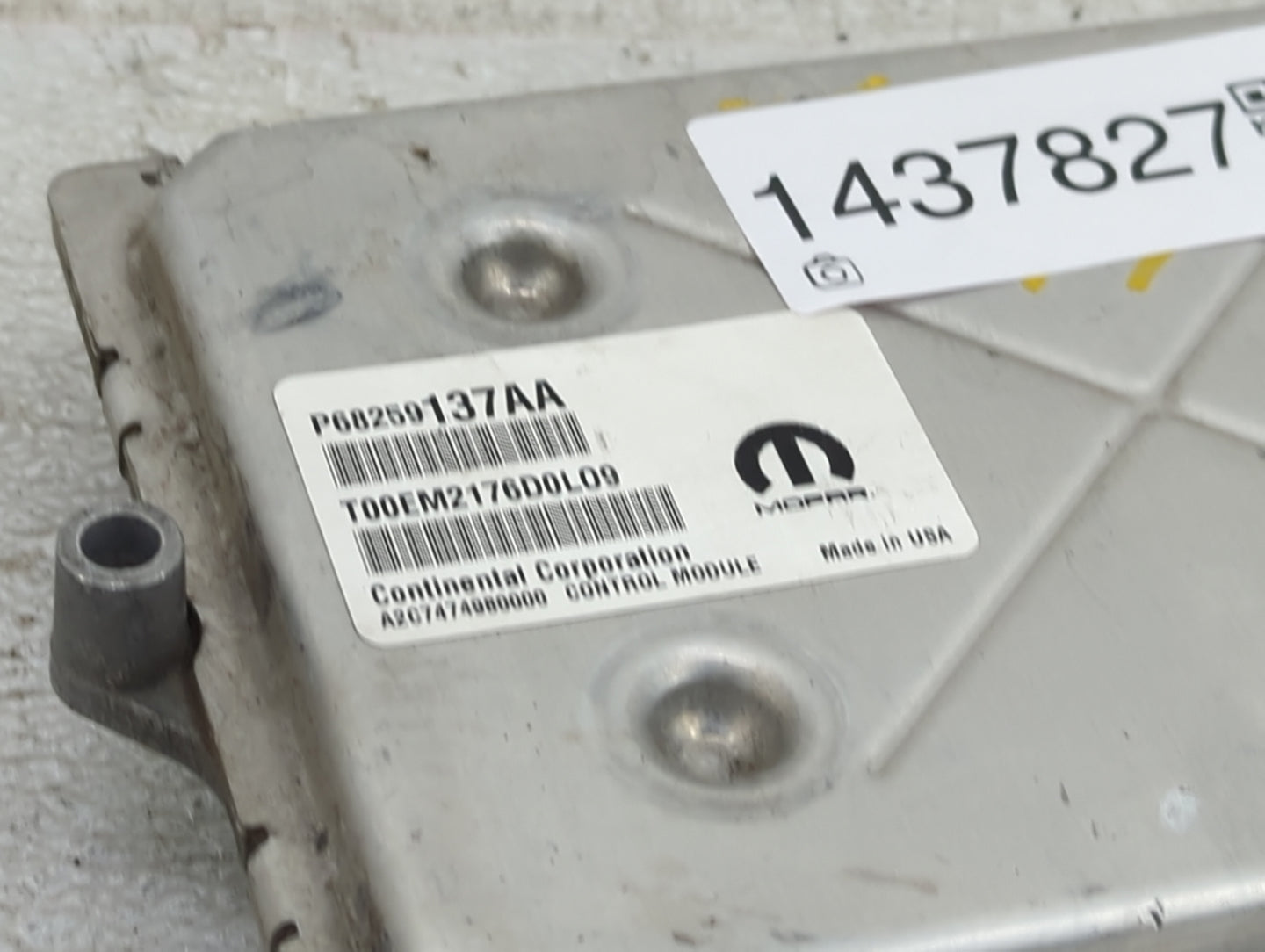 2016-2017 Jeep Cherokee PCM Engine Control Computer ECU ECM PCU OEM P/N:P68259137AA A2C7474980000 Fits Fits 2016 2017 OEM Us