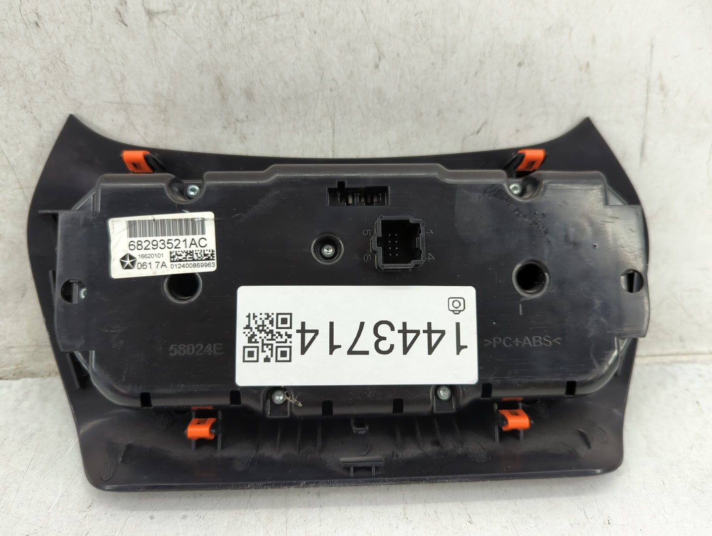 2015-2018 Jeep Cherokee Climate Control Module Temperature AC/Heater Replacement P/N:68293521AC Fits Fits 2015 2016 2017 201