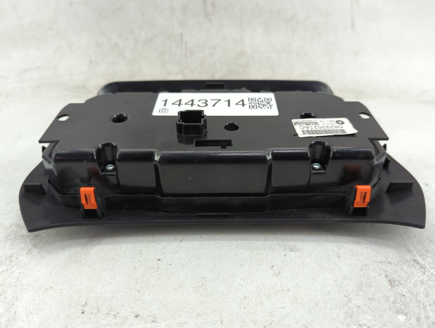 2015-2018 Jeep Cherokee Climate Control Module Temperature AC/Heater Replacement P/N:68293521AC Fits Fits 2015 2016 2017 201