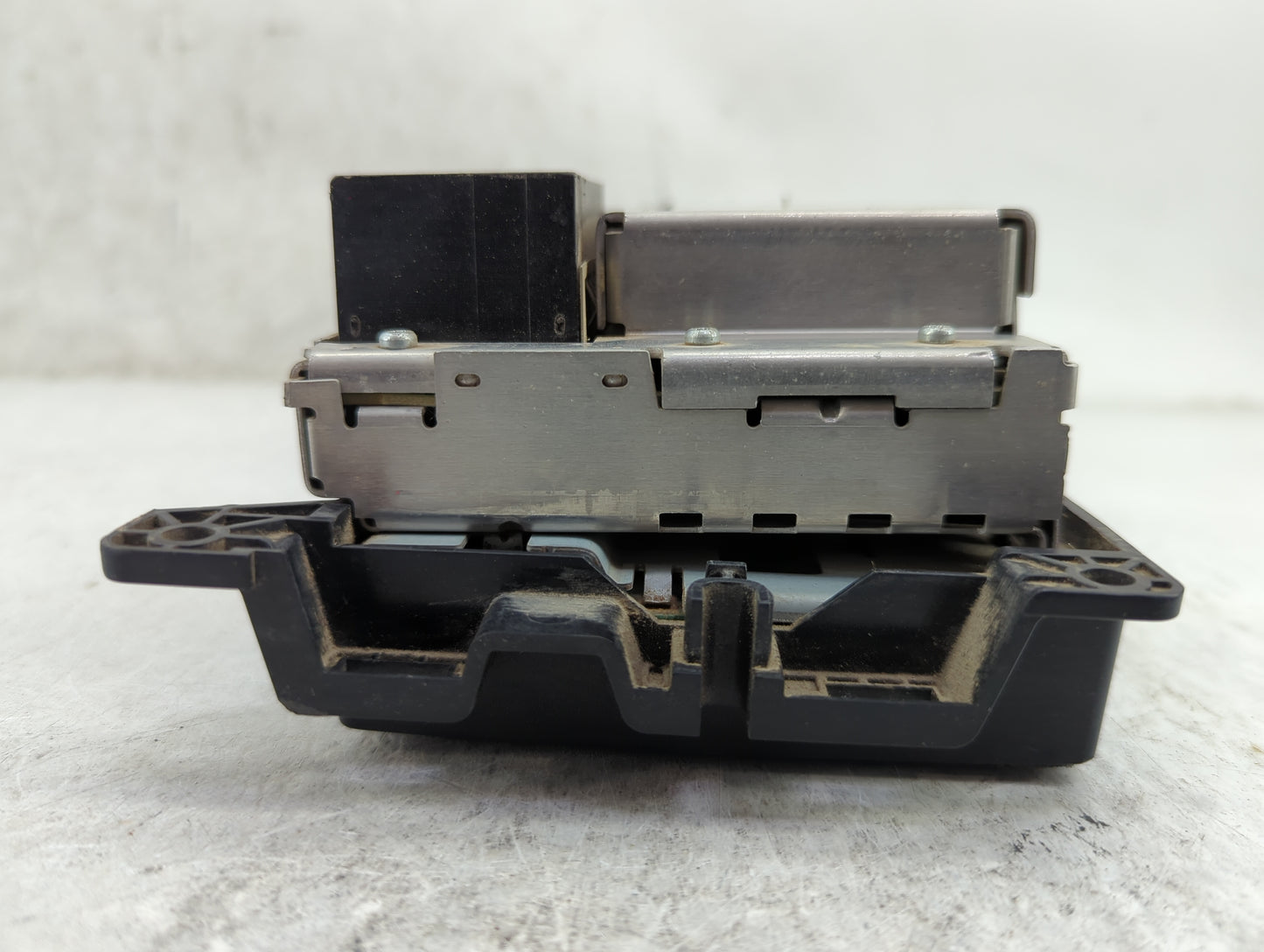 2017 Jeep Cherokee Radio AM FM Cd Player Receiver Replacement P/N:P68292885AB VP2, Y7OVP2, 7812H-VP2 Fits OEM Used Auto Part
