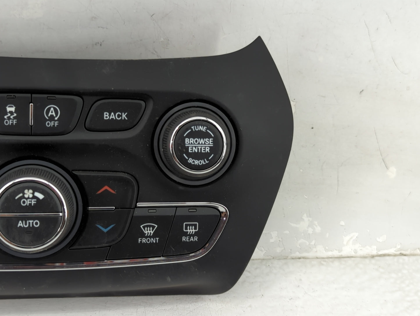 2015-2018 Jeep Cherokee Climate Control Module Temperature AC/Heater Replacement P/N:68293527AC 16624101 Fits OEM Used Auto 