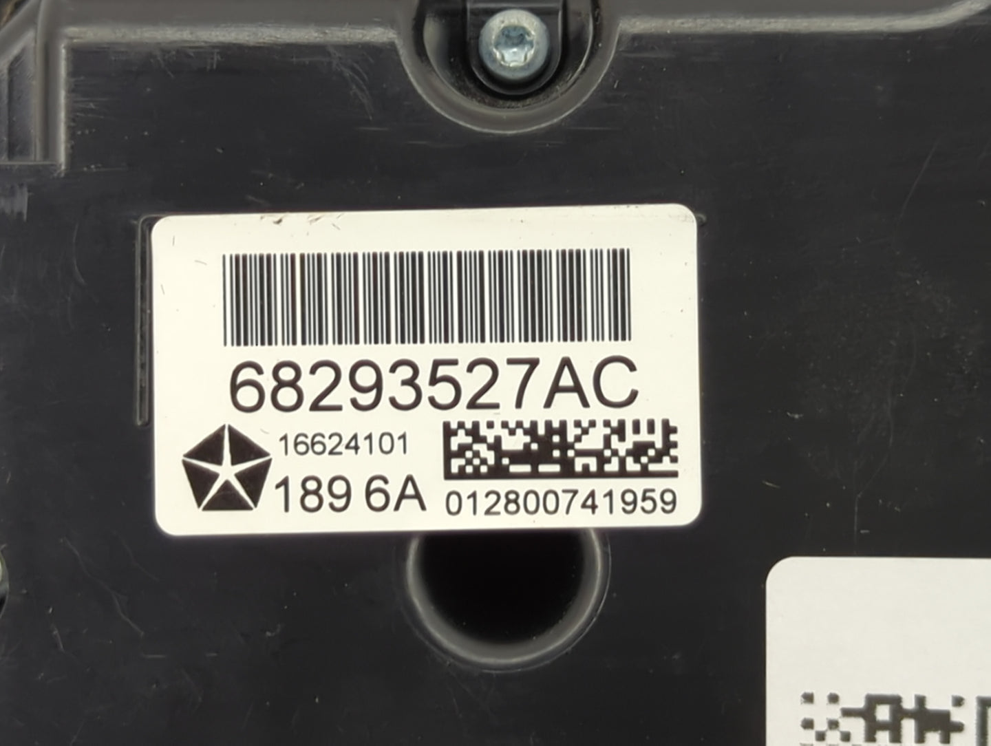 2015-2018 Jeep Cherokee Climate Control Module Temperature AC/Heater Replacement P/N:68293527AC Fits Fits 2015 2016 2017 201