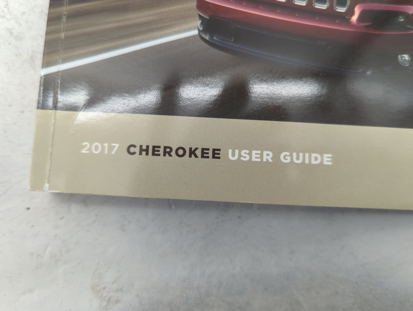 2017 Jeep Cherokee Owners Manual Book Guide P/N:17KL74-926-AA OEM Used Auto Parts - Oemusedautoparts1.com