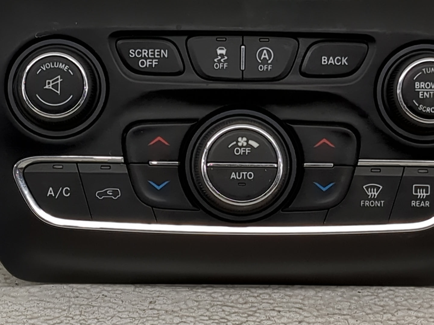 2015-2018 Jeep Cherokee Climate Control Module Temperature AC/Heater Replacement P/N:68249522AA 68293527AC Fits OEM Used Aut