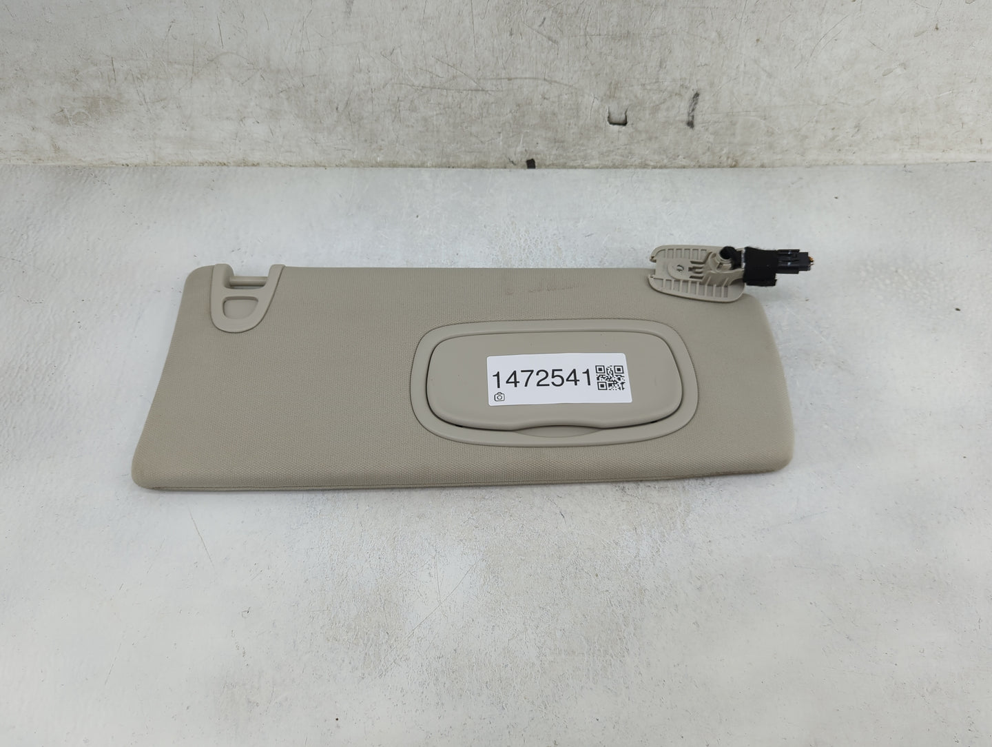 2014-2018 Jeep Cherokee Sun Visor Shade Replacement Passenger Right Mirror Fits Fits 2014 2015 2016 2017 2018 OEM Used Auto 