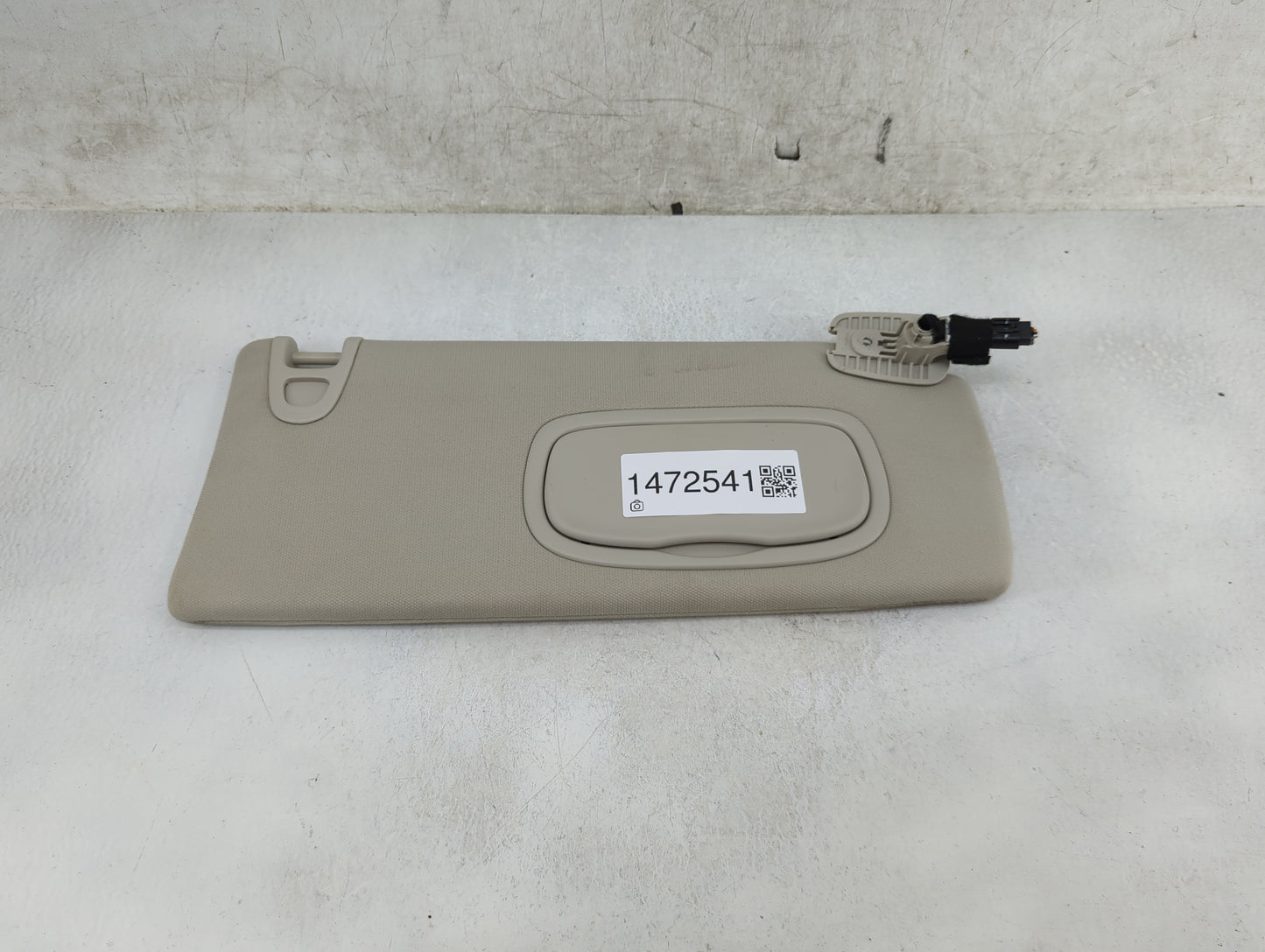2014-2018 Jeep Cherokee Sun Visor Shade Replacement Passenger Right Mirror Fits Fits 2014 2015 2016 2017 2018 OEM Used Auto 