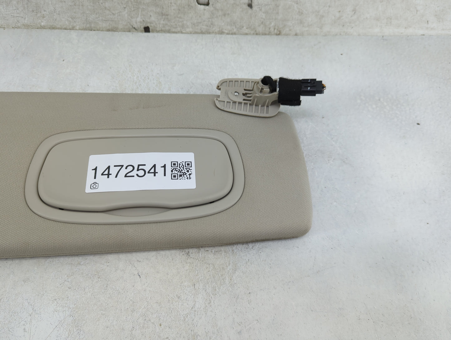 2014-2018 Jeep Cherokee Sun Visor Shade Replacement Passenger Right Mirror Fits Fits 2014 2015 2016 2017 2018 OEM Used Auto 