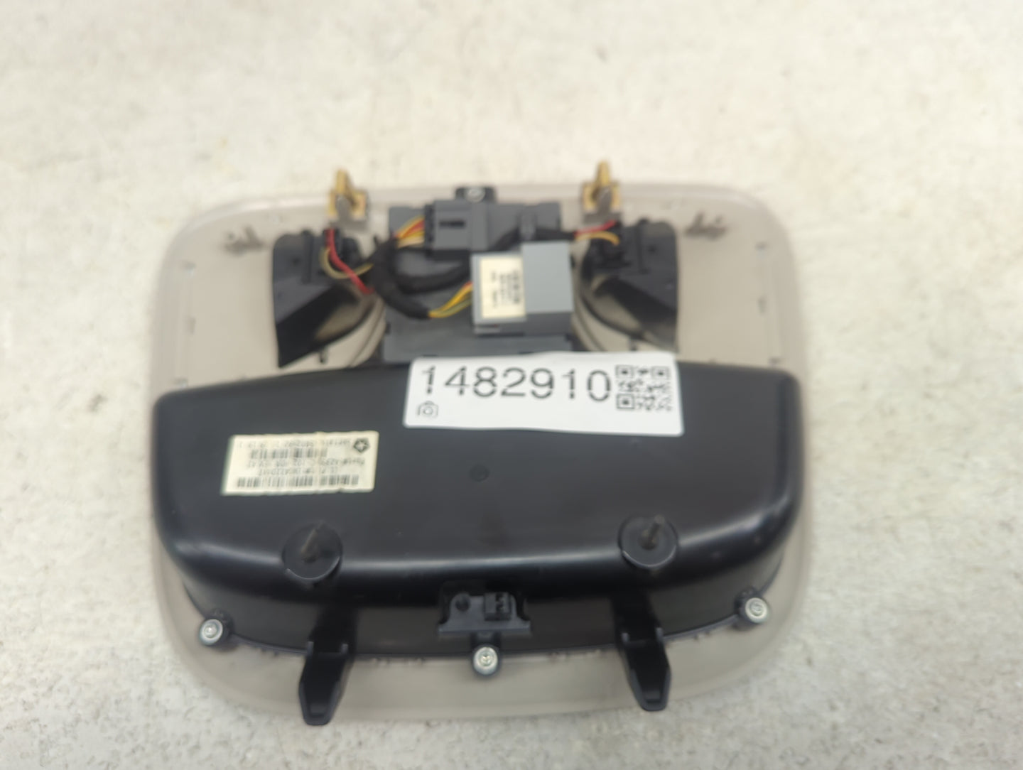 2017 Jeep Cherokee Overhead Roof Console Tan - Oemusedautoparts1.com