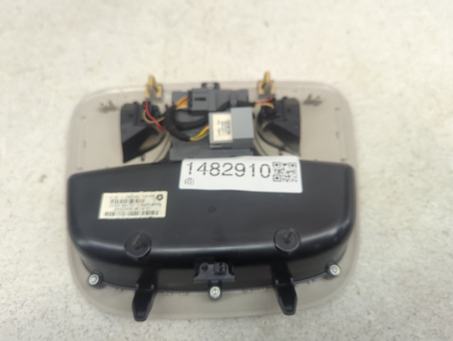2017 Jeep Cherokee Overhead Roof Console Tan - Oemusedautoparts1.com