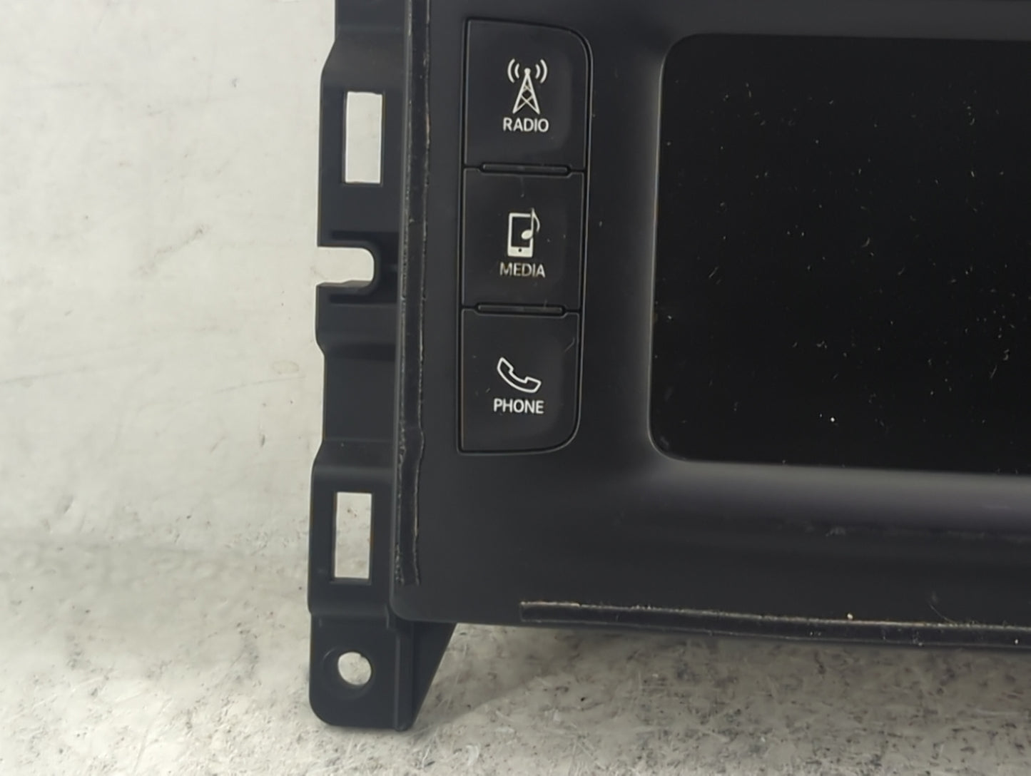 2017 Jeep Cherokee Radio AM FM Cd Player Receiver Replacement P/N:P68292885AB VP2, Y7OVP2 Fits OEM Used Auto Parts - Oemused