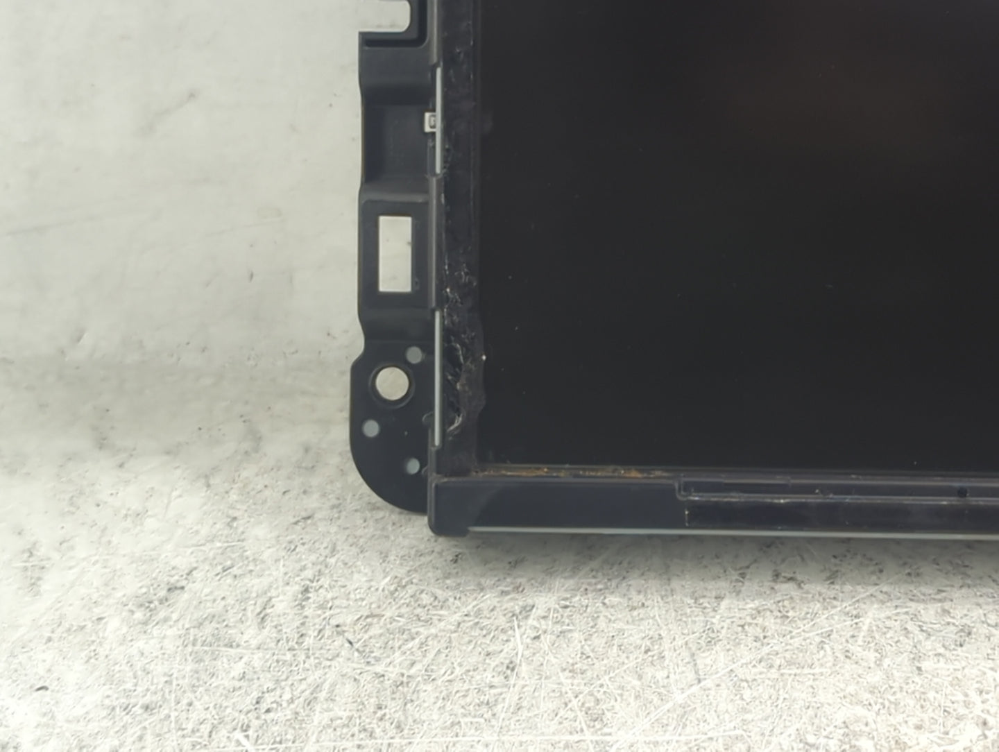 2017 Jeep Cherokee Information Display Screen 1494937 - Oemusedautoparts1.com