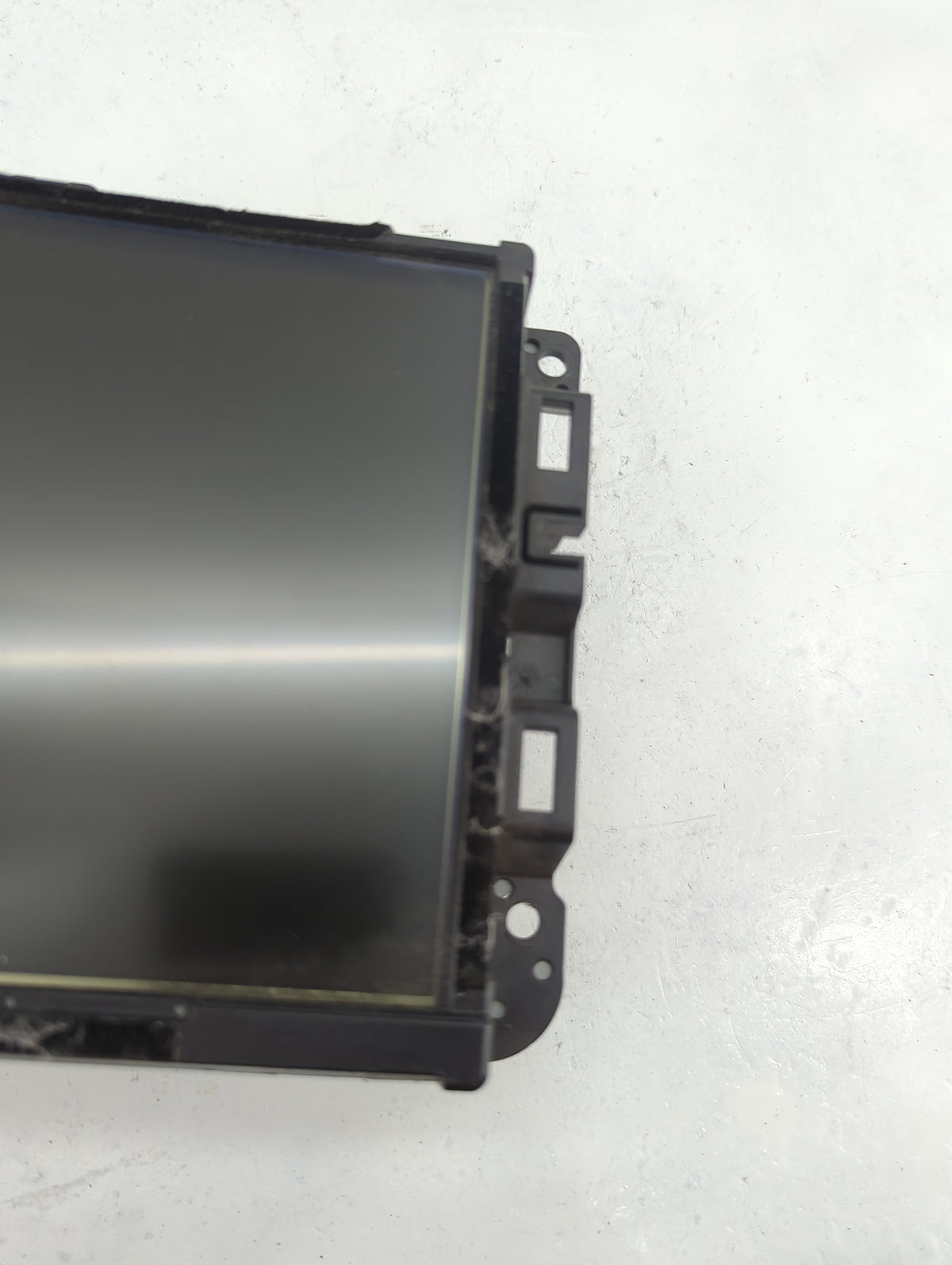 2017 Jeep Cherokee Information Radio Display Screen 1517920 - Oemusedautoparts1.com