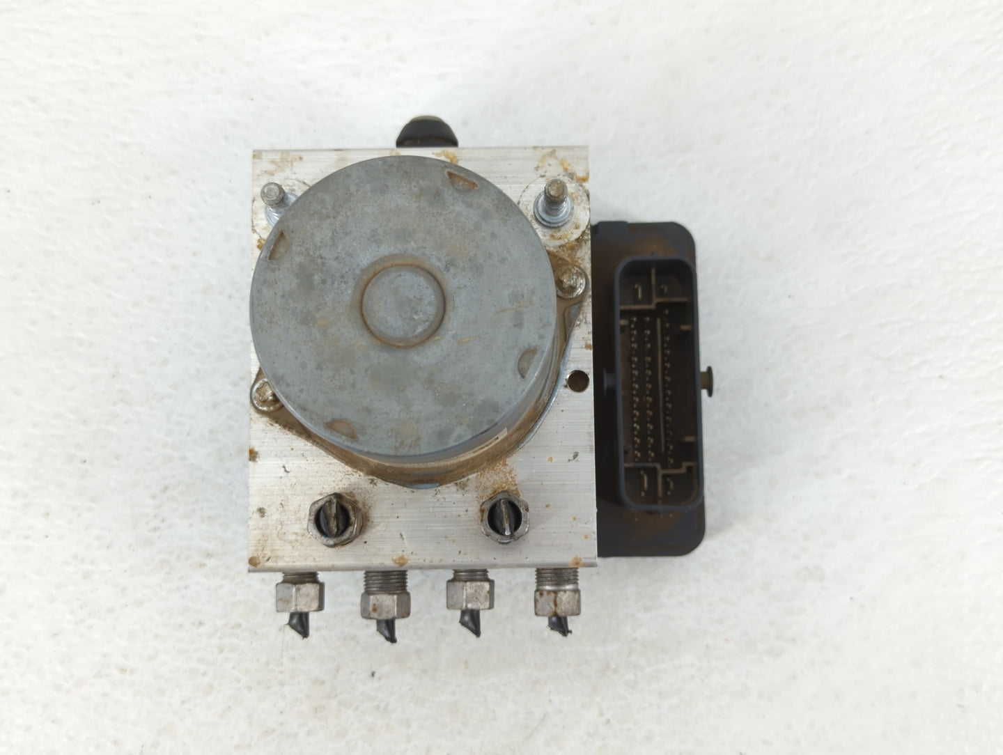2017 Jeep Cherokee ABS Pump Control Module Replacement P/N:P68293542AB P68293541AB Fits OEM Used Auto Parts - Oemusedautopar