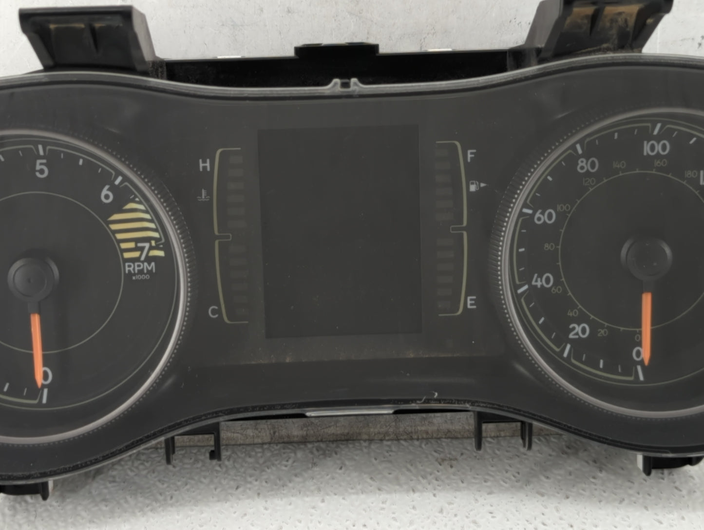 2017-2018 Jeep Cherokee Instrument Cluster Speedometer Gauges P/N:P68309005AD P68309006AC Fits Fits 2017 2018 OEM Used Auto 