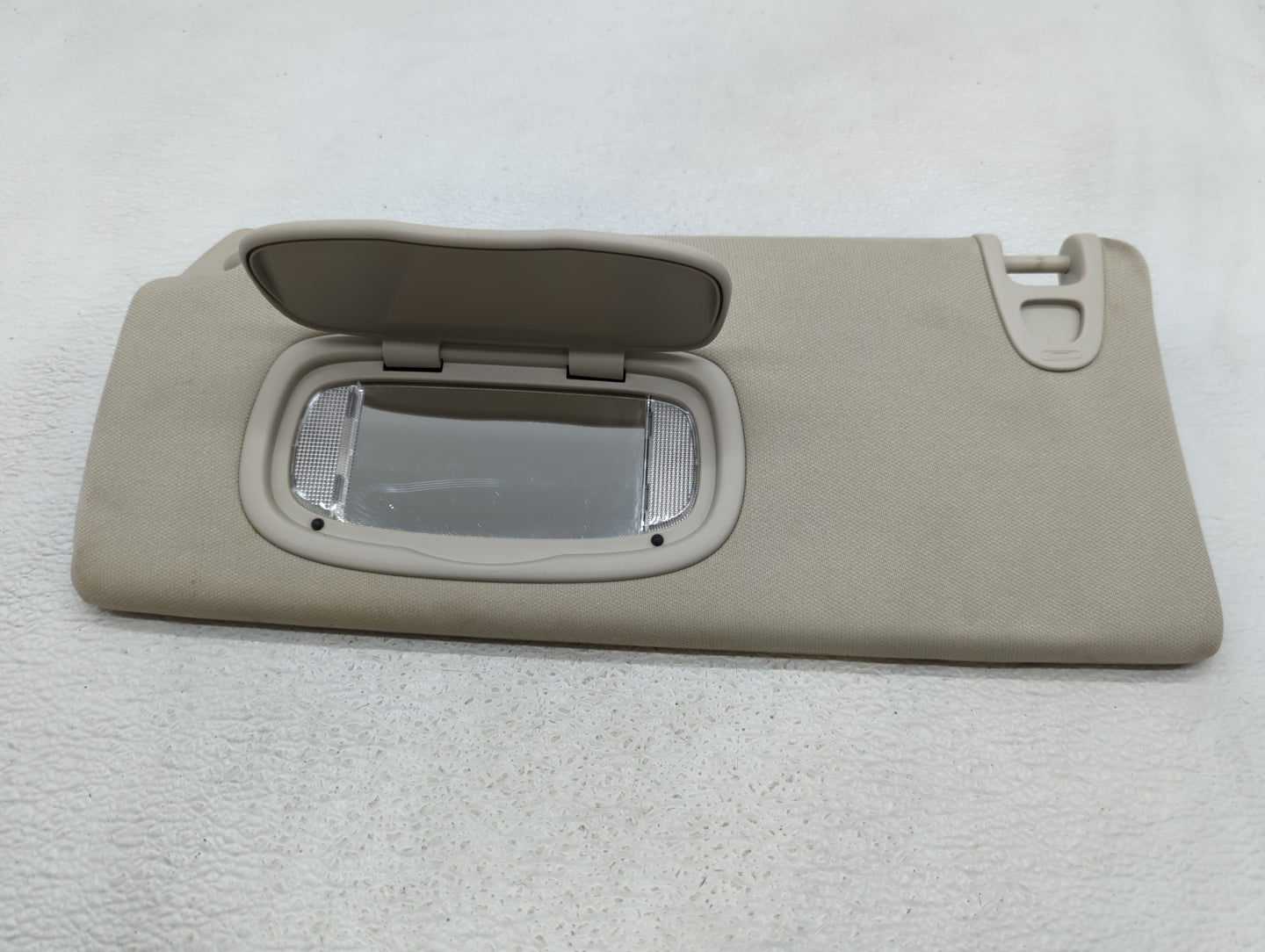 2014-2018 Jeep Cherokee Sun Visor Shade Replacement Driver Left Mirror Fits Fits 2014 2015 2016 2017 2018 OEM Used Auto Part