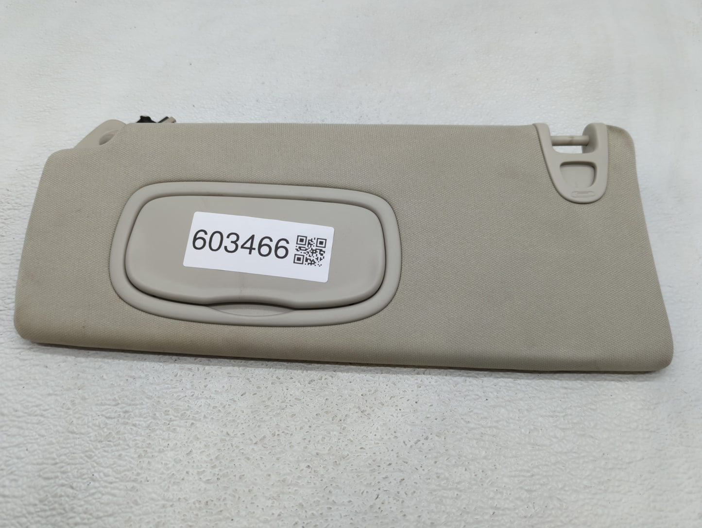 2014-2018 Jeep Cherokee Sun Visor Shade Replacement Driver Left Mirror Fits Fits 2014 2015 2016 2017 2018 OEM Used Auto Part
