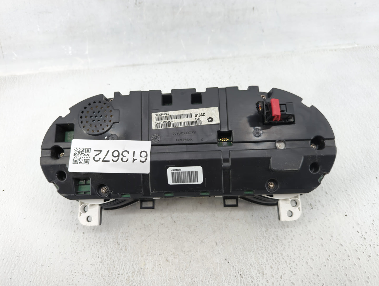 2017-2018 Jeep Cherokee Instrument Cluster Speedometer Gauges P/N:P68309018AC P68309018AD Fits Fits 2017 2018 OEM Used Auto 