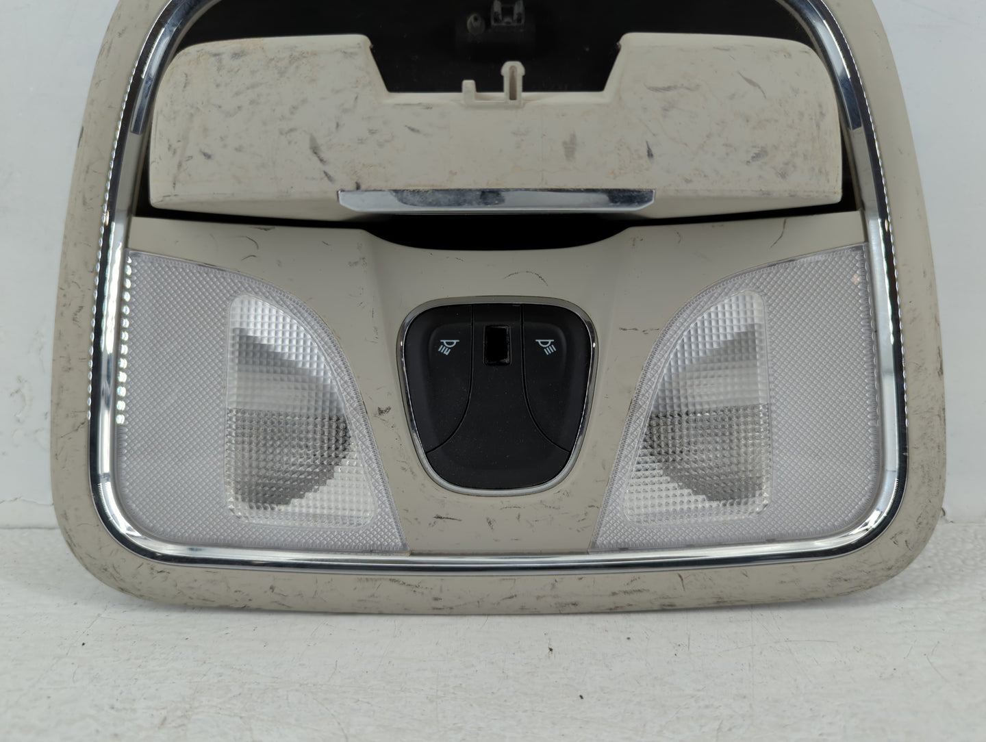2017 Jeep Cherokee Overhead Roof Console - Oemusedautoparts1.com