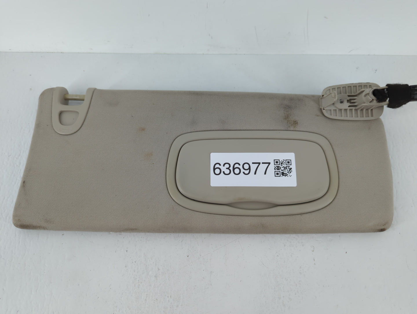 2014-2018 Jeep Cherokee Sun Visor Shade Replacement Passenger Right Mirror Fits Fits 2014 2015 2016 2017 2018 OEM Used Auto 