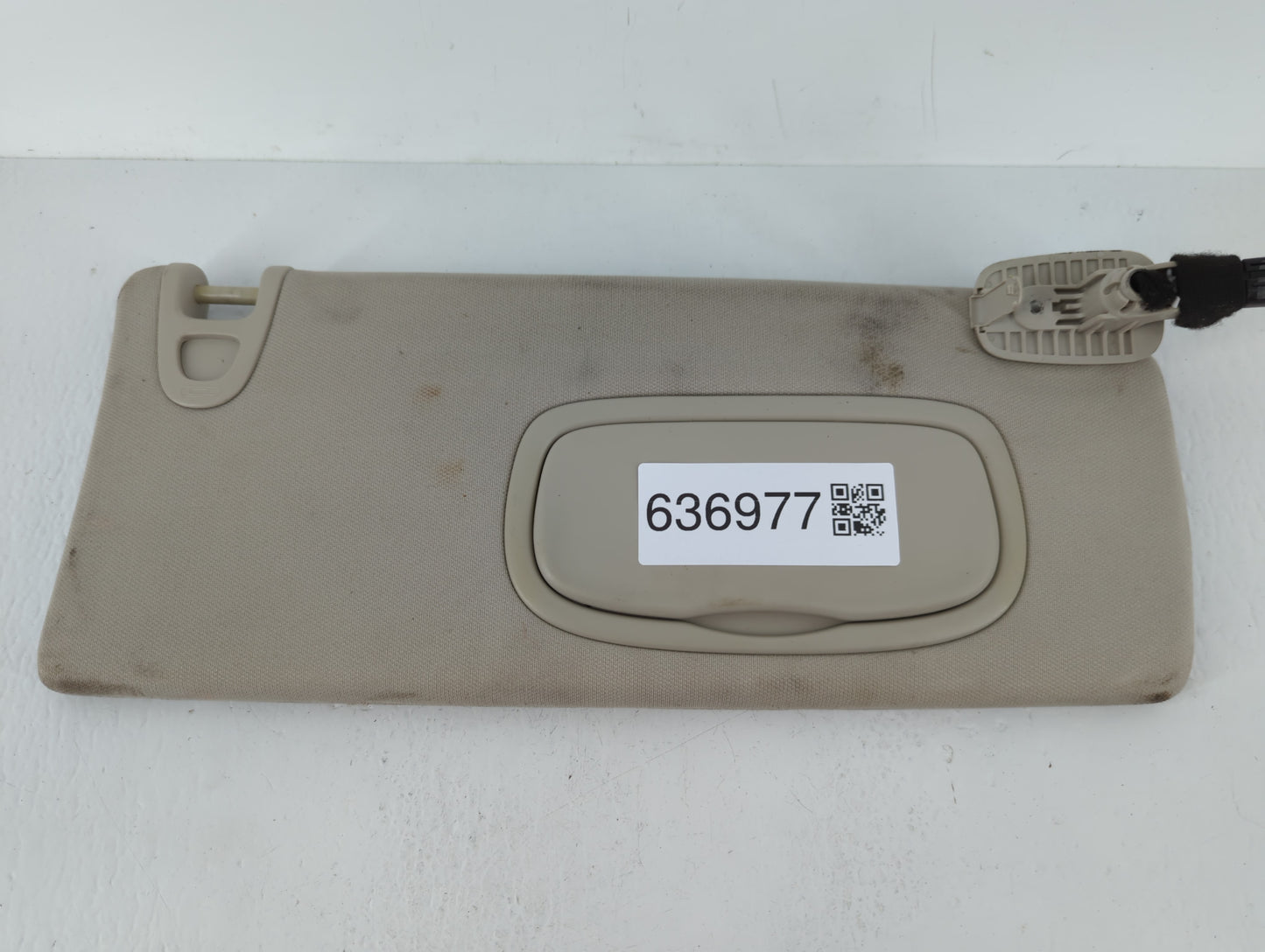 2014-2018 Jeep Cherokee Sun Visor Shade Replacement Passenger Right Mirror Fits Fits 2014 2015 2016 2017 2018 OEM Used Auto 