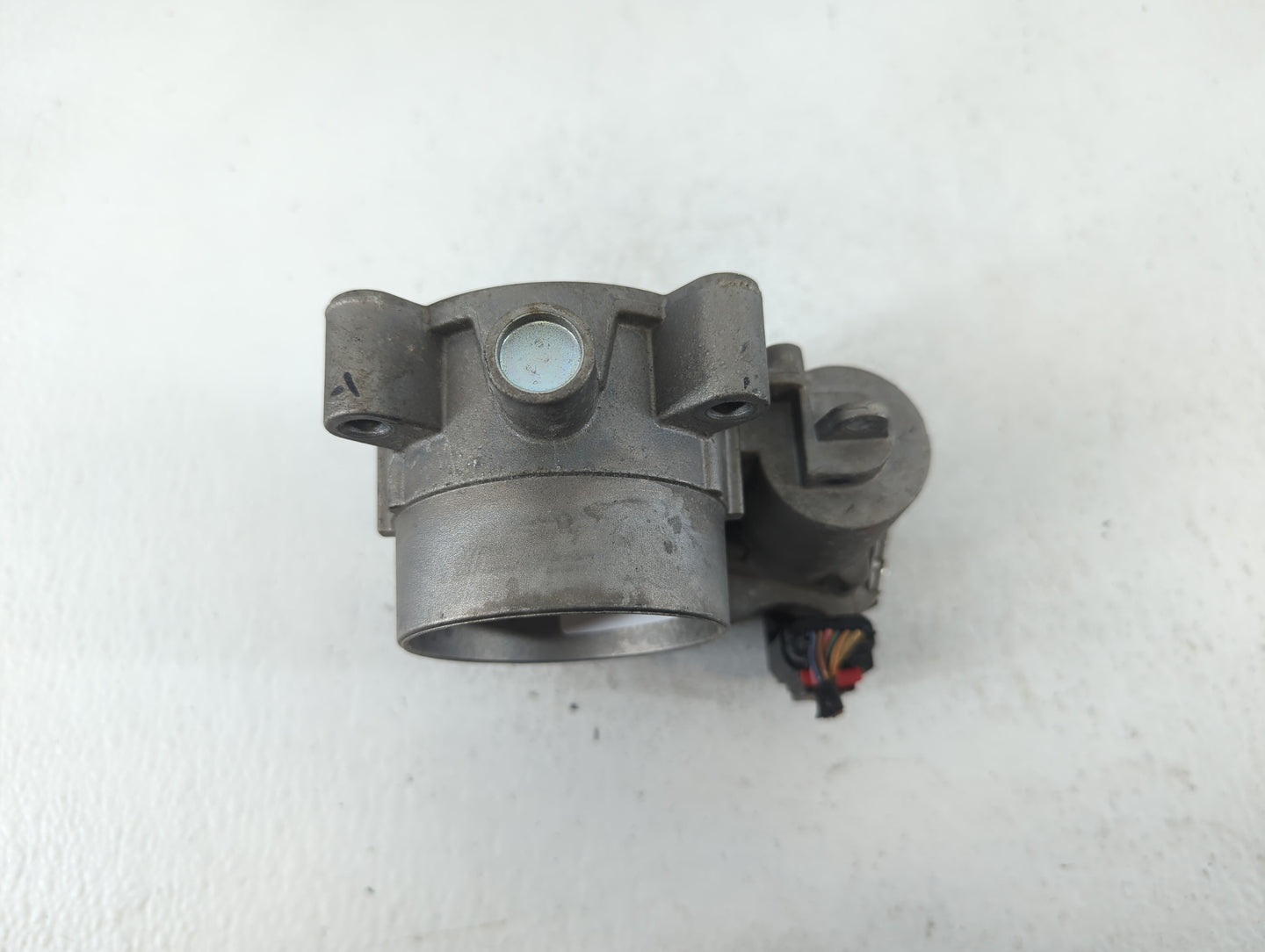 2014-2019 Jeep Cherokee Throttle Body P/N:04891970AB Fits Fits 2014 2015 2016 2017 2018 2019 2020 2021 2022 OEM Used Auto Pa